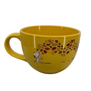 Peanuts Snoopy Charlie Brown Fall Leaves Yellow Soup Mug Bowl Cup 2020 Licensed